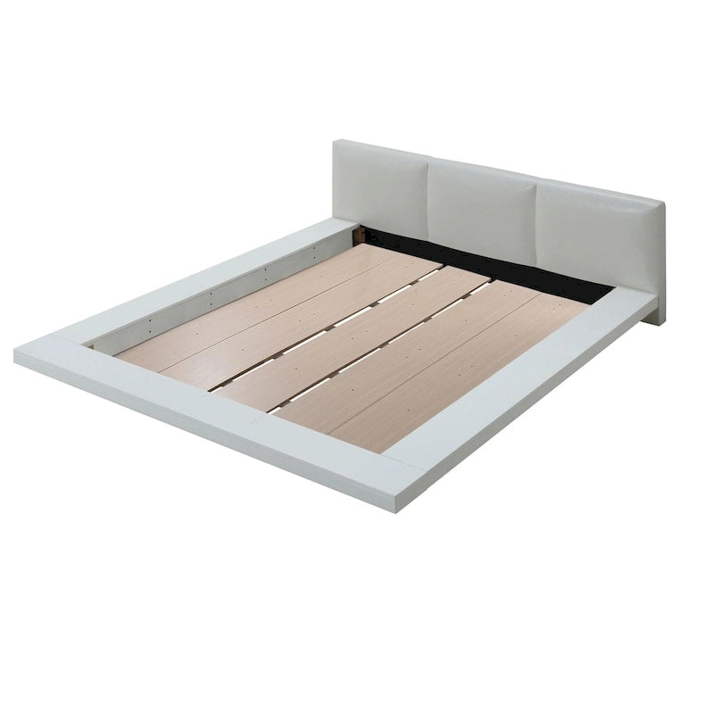 Lit plateforme bas en similicuir blanc – Grand lit double / Très grand lit double / Très grand lit double californien